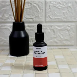 اسنشال اویل وانیل و توت فرنگی ۳۰ میل Essential Oil Vanilla & Strawberry وارداتی